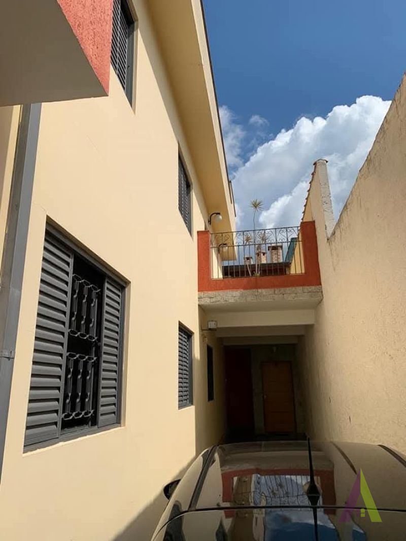 Sobrado em Bairro Tradicional de São Roque!