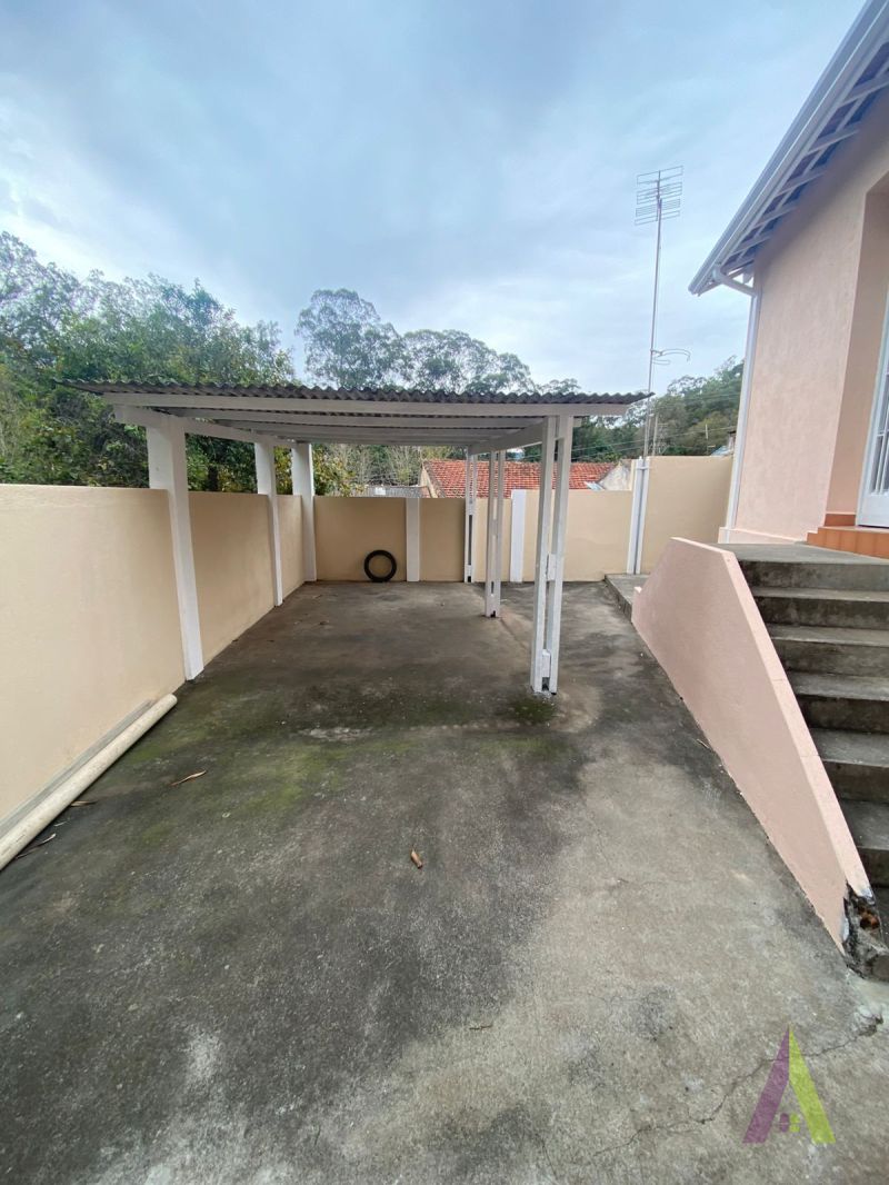 Casa Térrea no Centro de São Roque!