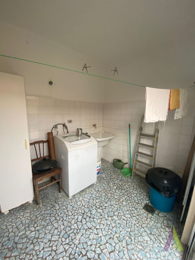 Casa Térrea em Bairro Tradicional de São Roque!