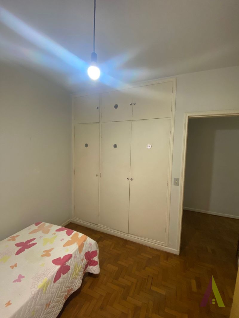 Casa Térrea em Bairro Tradicional de São Roque!