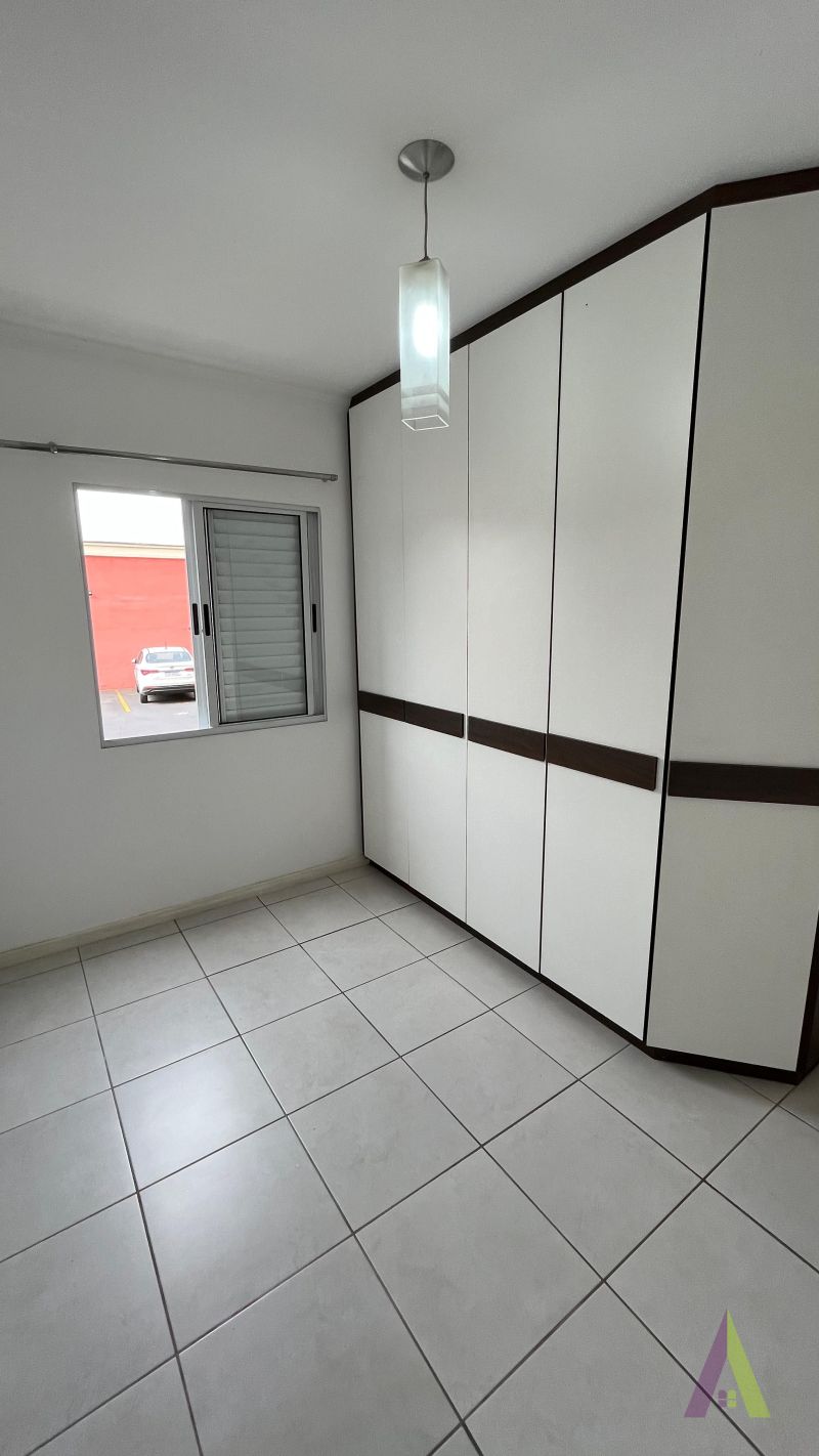 Apartamento com Quintal no Centro de São Roque!