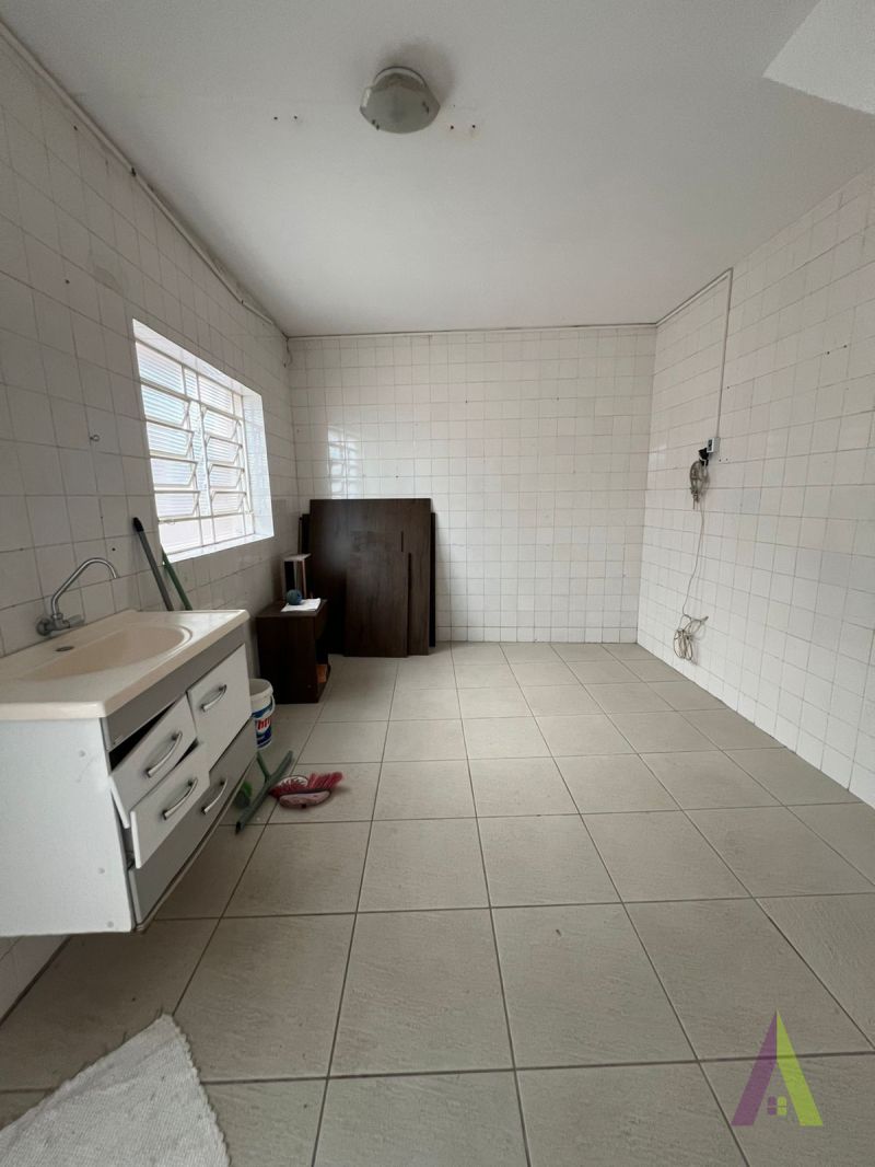 Sobrado em Bairro Nobre de São Roque!