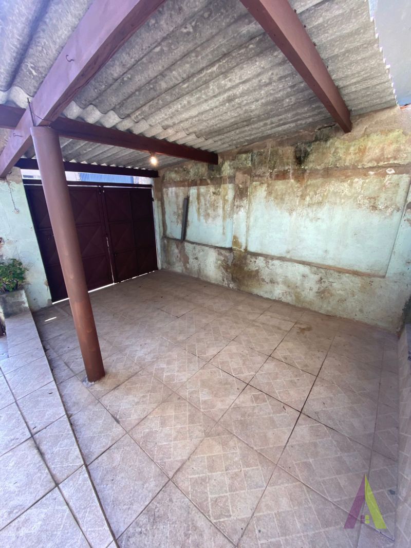 Casa no Centro de São Roque!