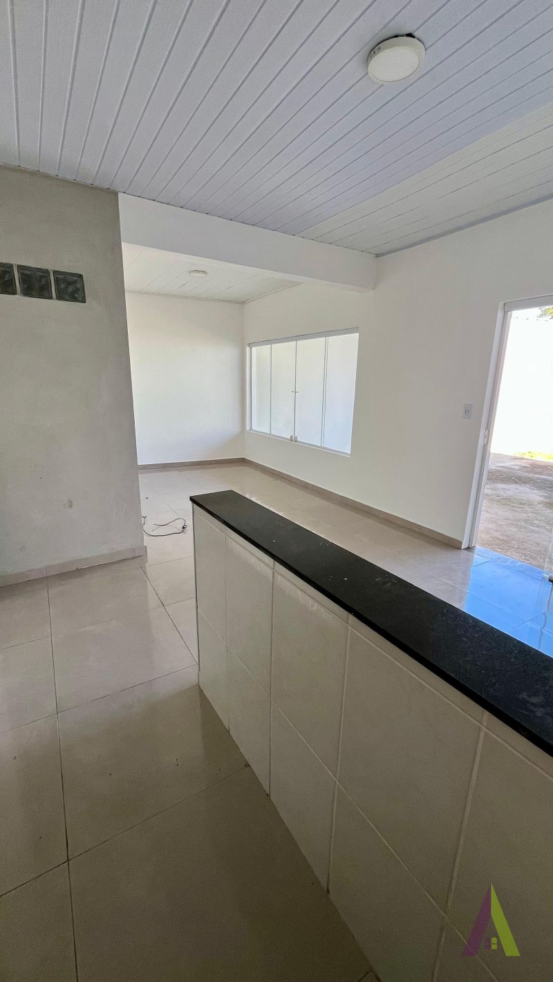 Casa Térrea em Bairro Próximo ao Centro de São Roque!