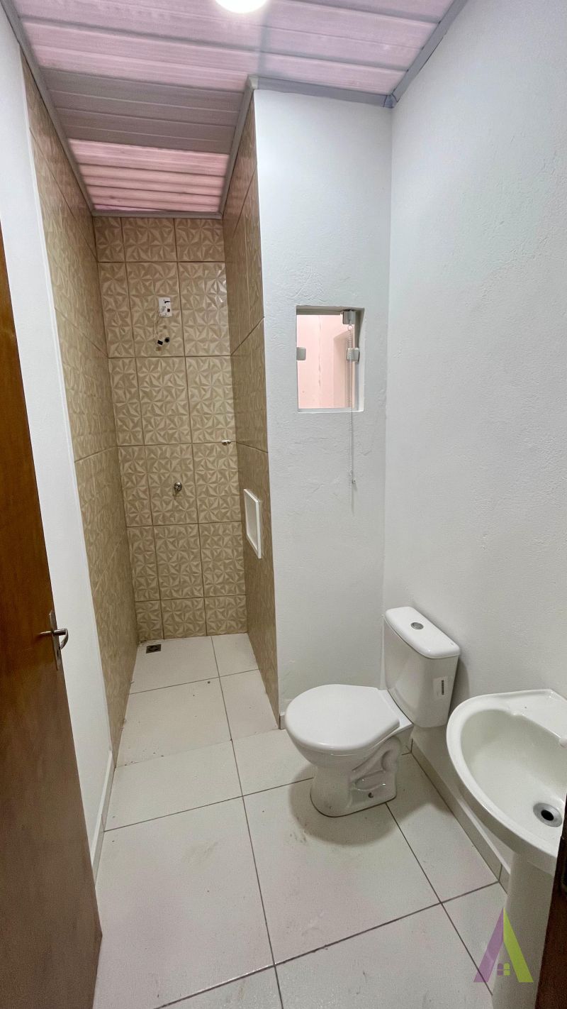Casa Térrea em Bairro Próximo ao Centro de São Roque!