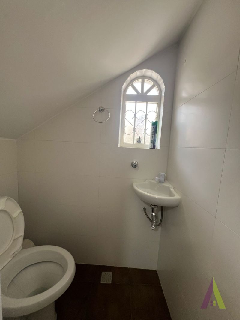 Casa Térrea no Centro de São Roque!