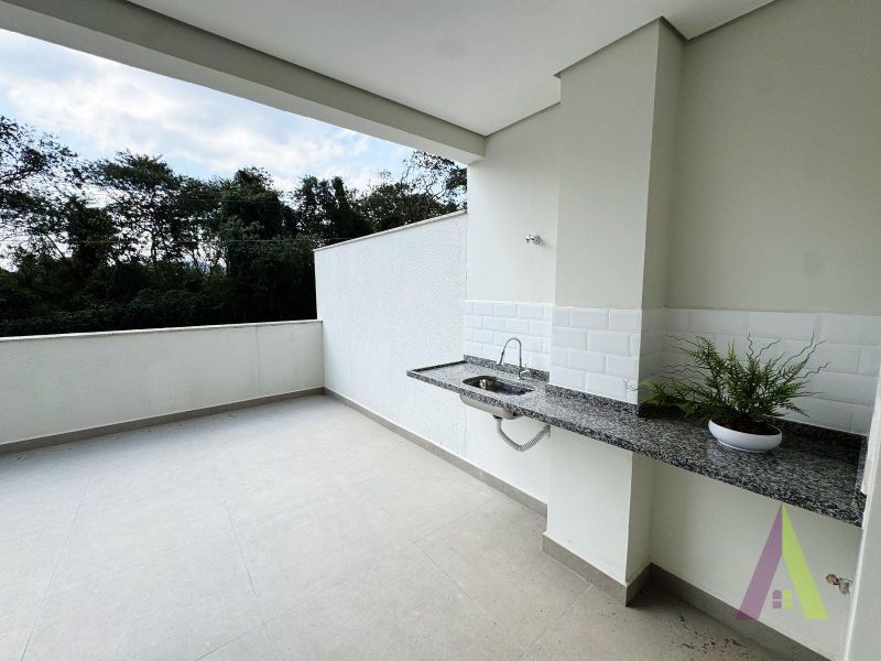 Apartamento Mobilado Novo com Quintal em São Roque! 
