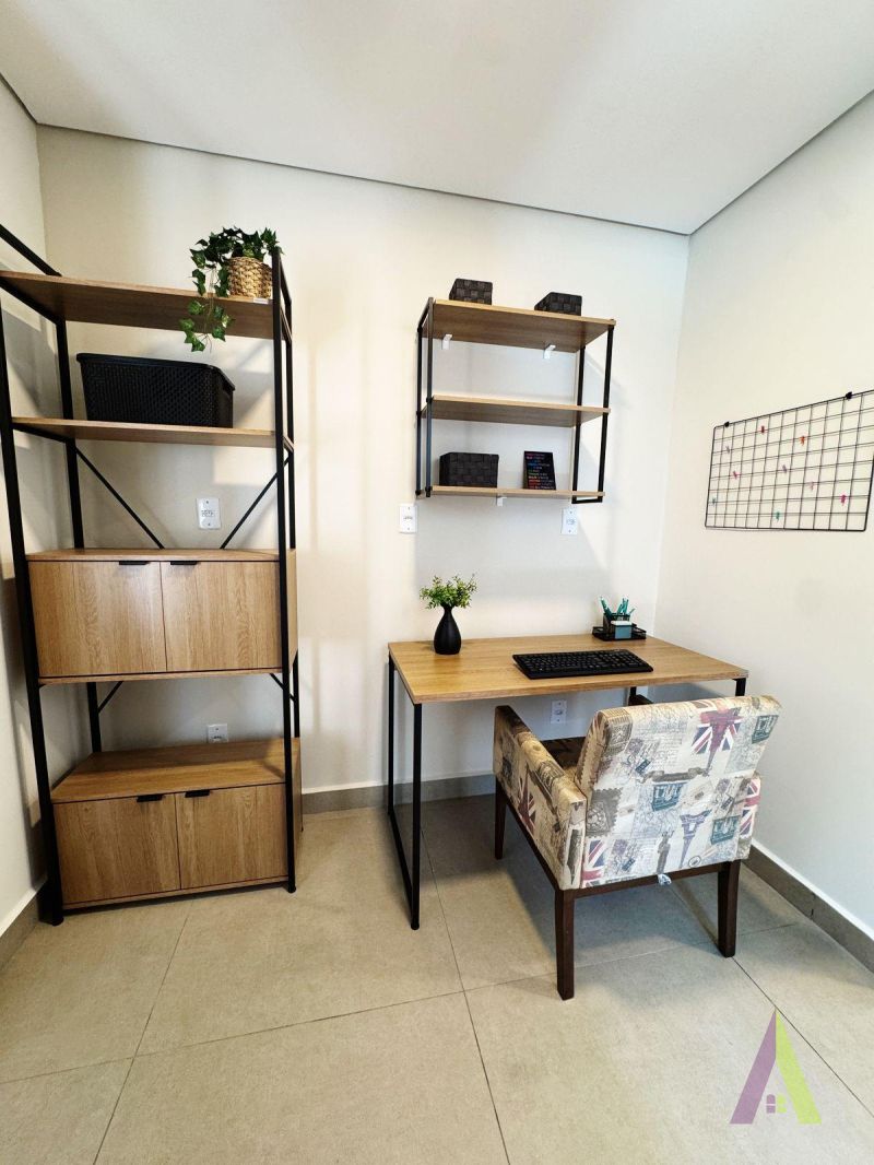 Apartamento Mobilado Novo com Quintal em São Roque! 