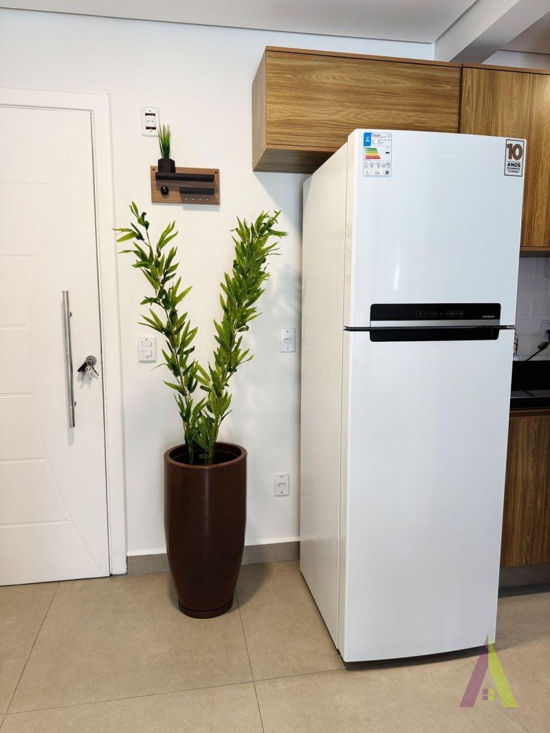 Apartamento Mobilado Novo com Quintal em São Roque! 