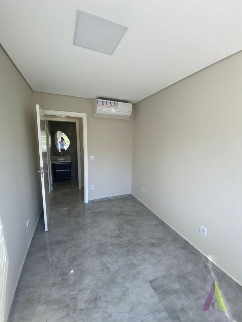 Apartamento Alto Padrão Próximo ao Centro de São Roque! 