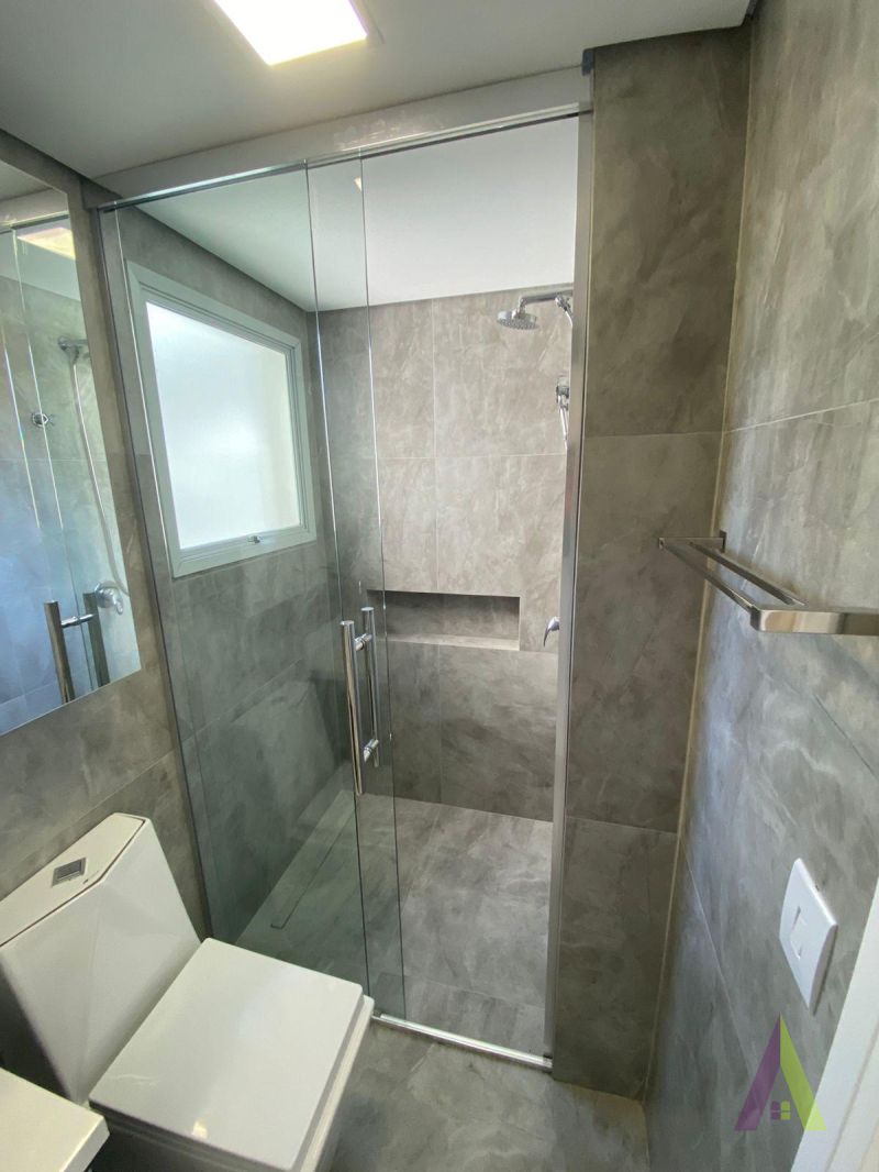 Apartamento Alto Padrão Próximo ao Centro de São Roque! 