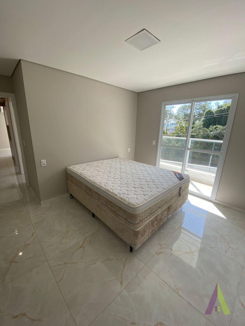 Apartamento Alto Padrão Próximo ao Centro de São Roque!