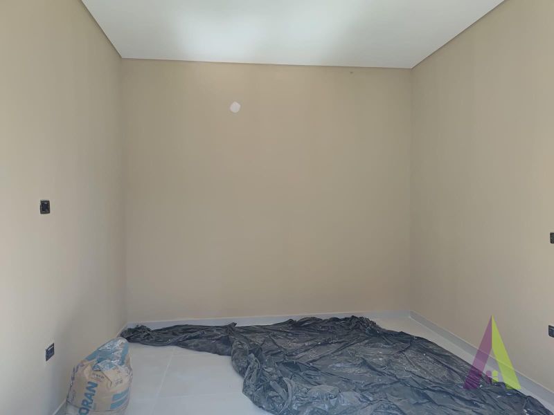 Casa Nova Térrea com Design Moderno em Ibiuna!