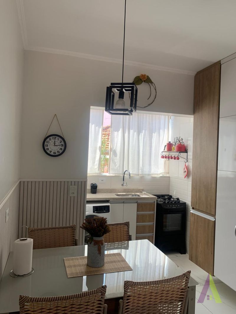 Apartamento Mobiliado no Centro de São Roque! 