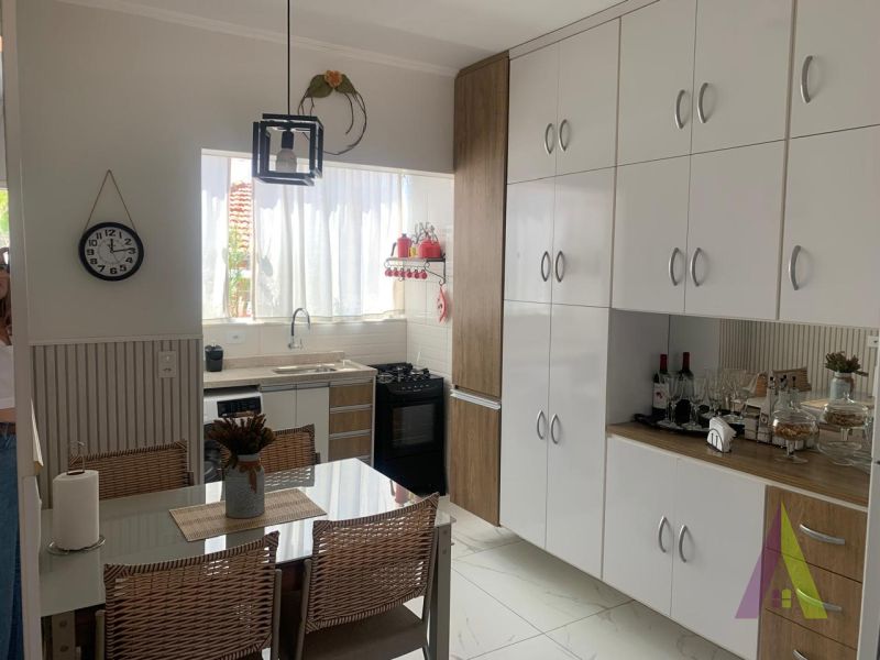 Apartamento Mobiliado no Centro de São Roque! 