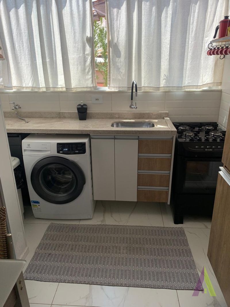 Apartamento Mobiliado no Centro de São Roque! 