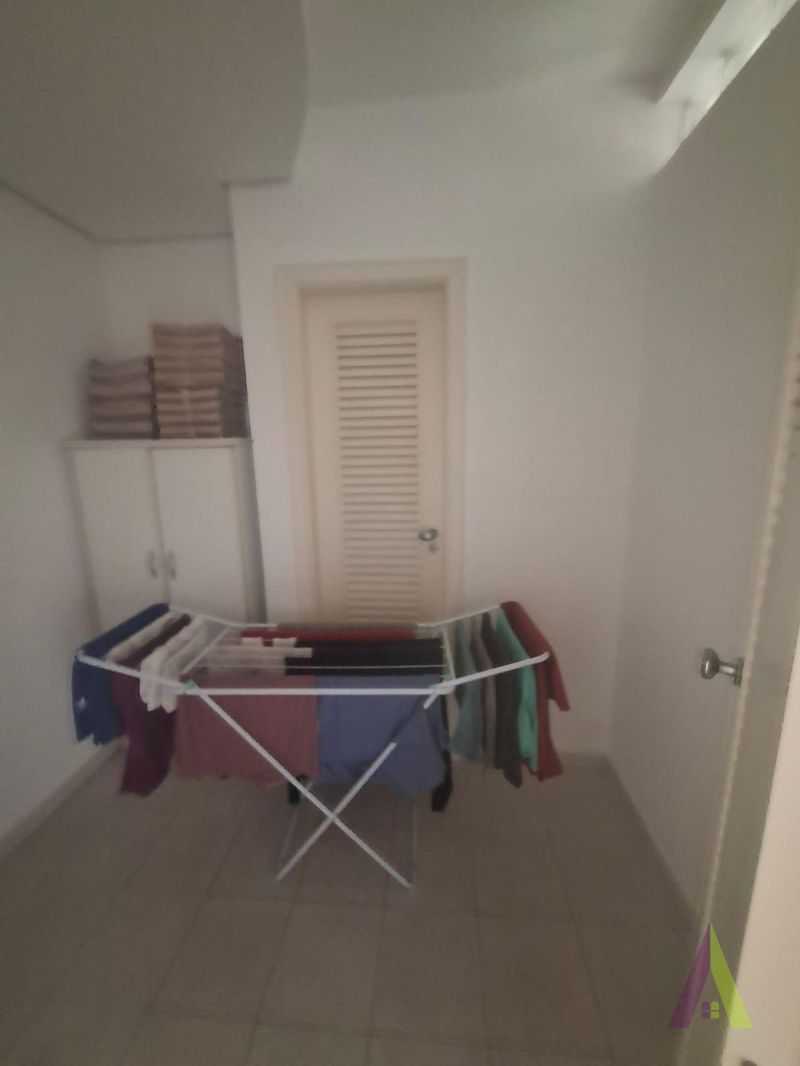 Apartamento Triplex em Condomínio de Alto Padrão de São Roque!