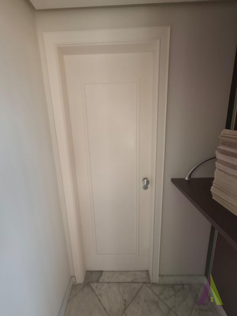 Apartamento Triplex em Condomínio de Alto Padrão de São Roque!