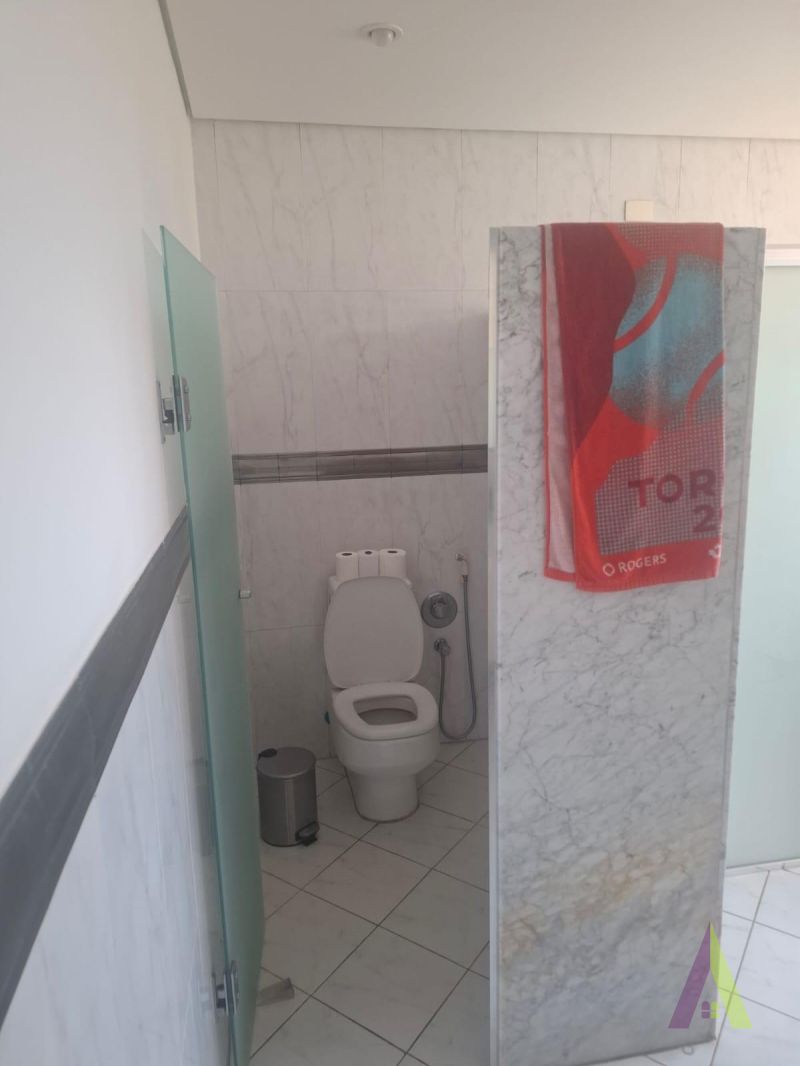 Apartamento Triplex em Condomínio de Alto Padrão de São Roque!