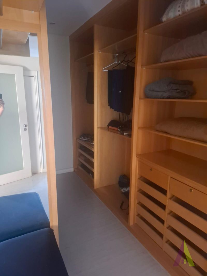 Apartamento Triplex em Condomínio de Alto Padrão de São Roque!