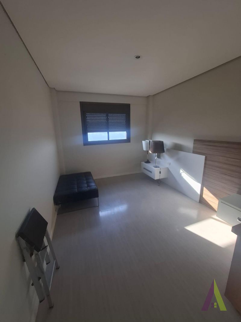 Apartamento Triplex em Condomínio de Alto Padrão de São Roque!