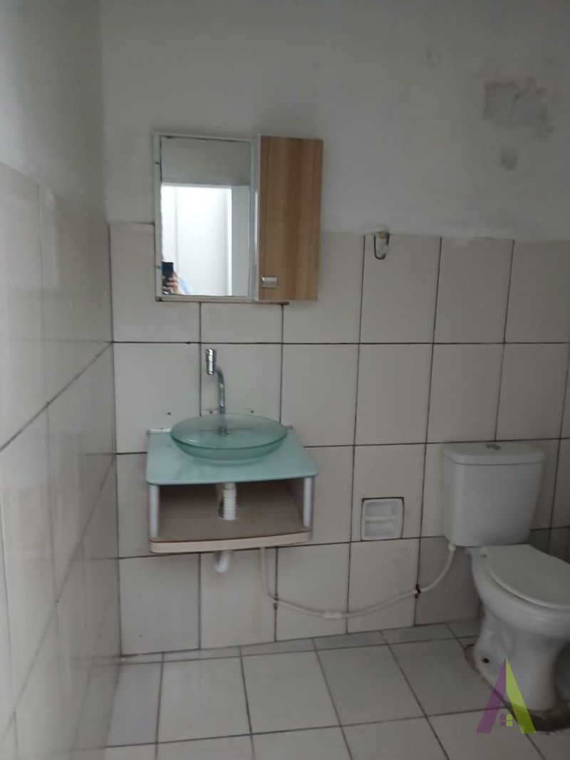 Sala Comercial no Centro de São Roque! 