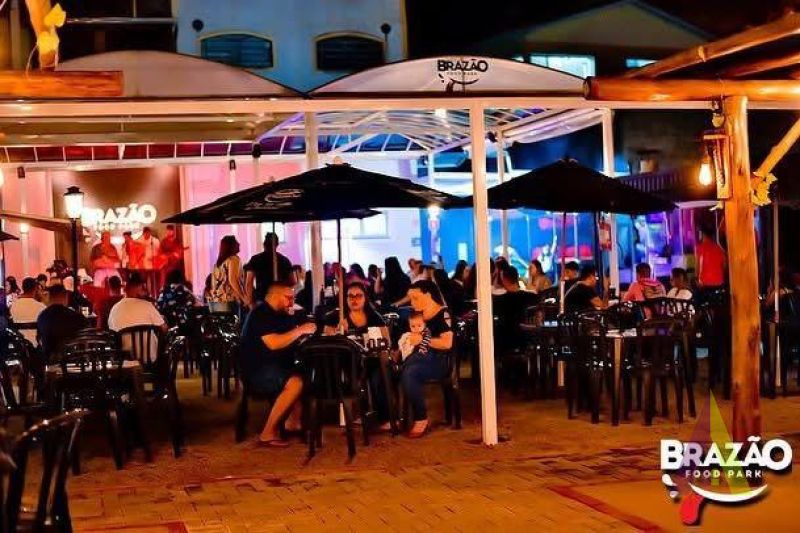 Container em Food Park de São Roque!