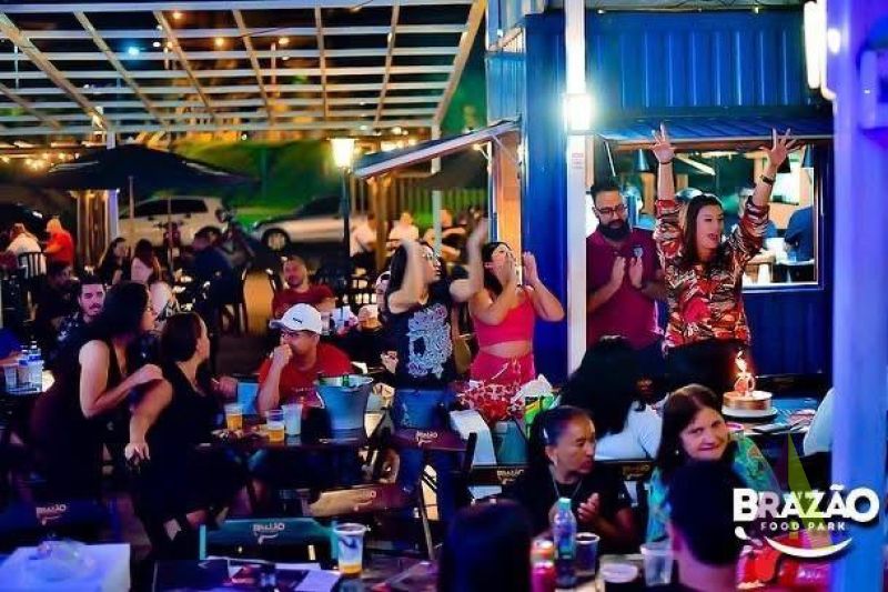 Container em Food Park de São Roque!