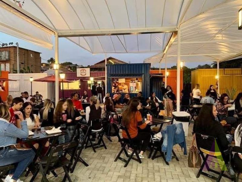 Container em Food Park de São Roque!
