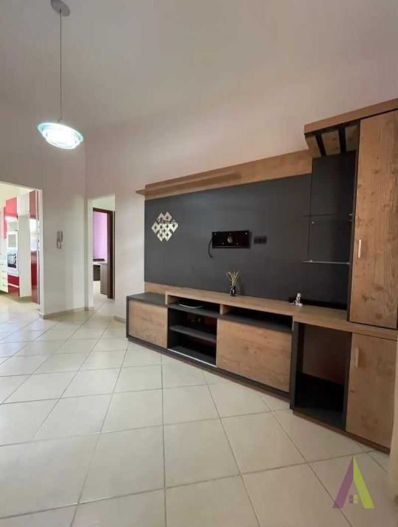 Casa em Condomínio em Bairro Tradicional em São Roque! 