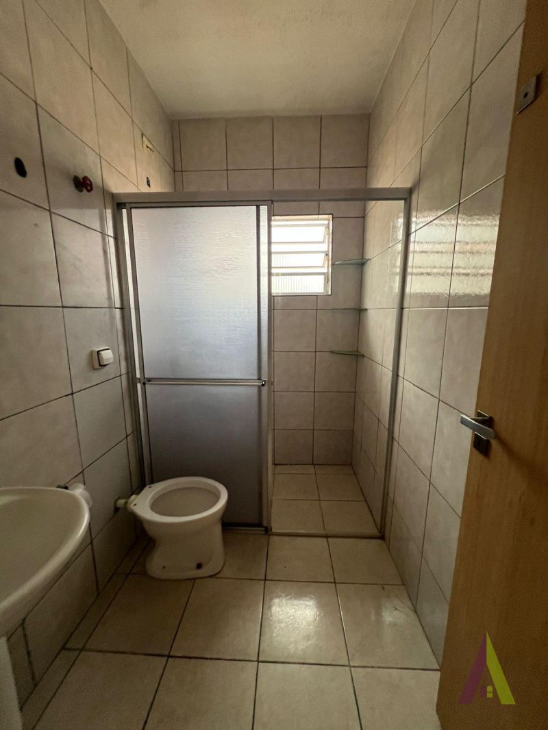 Sobrado Próximo ao Centro de São Roque! 