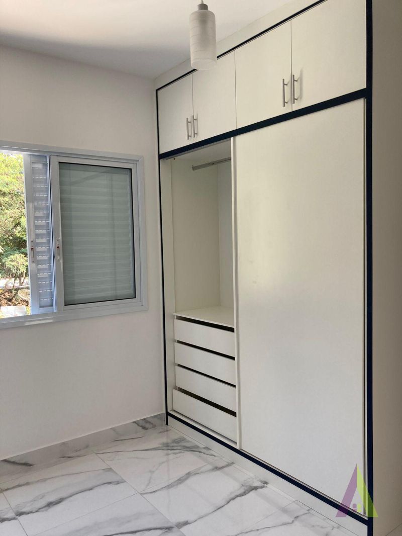 Apartamento Térreo em Bairro Tradicional de São Roque! 