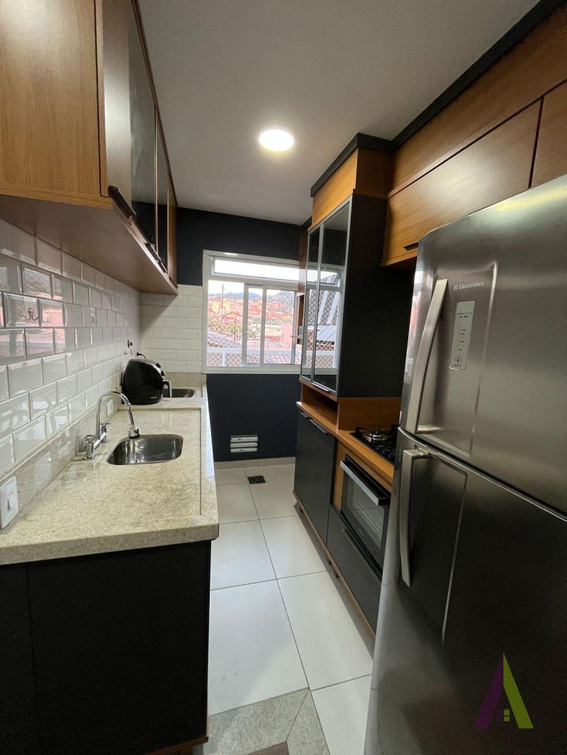 Apartamento com Sacada e Elevador em São Roque!