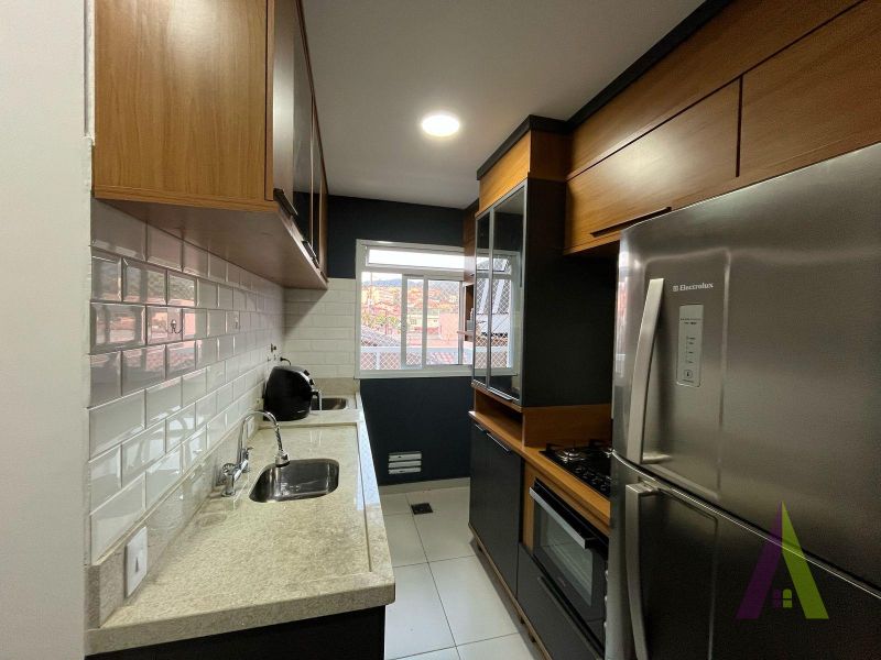 Apartamento com Sacada e Elevador em São Roque!