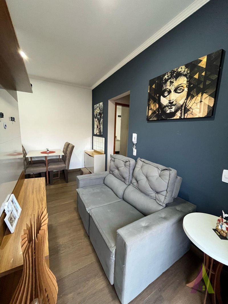 Apartamento com Sacada e Elevador em São Roque!