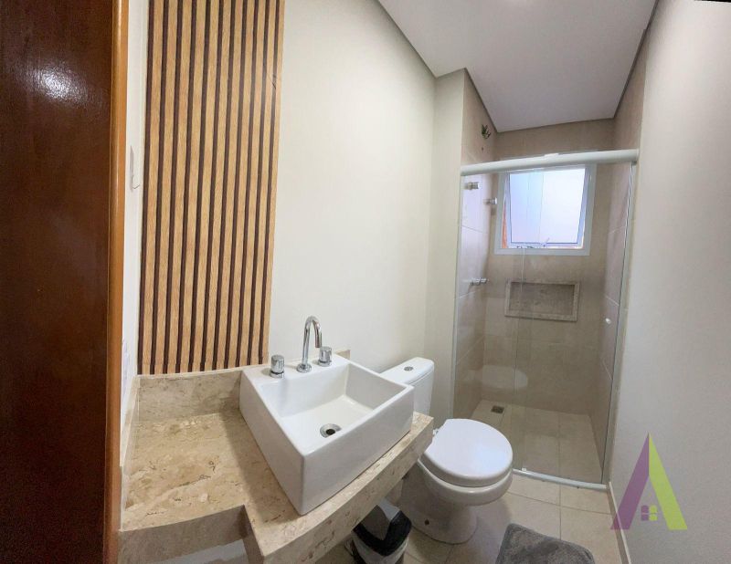 Apartamento com Sacada e Elevador em São Roque!