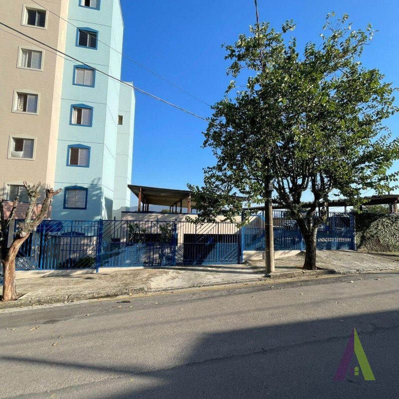 Apartamento Duplex com Área de Lazer Completo em São Roque!