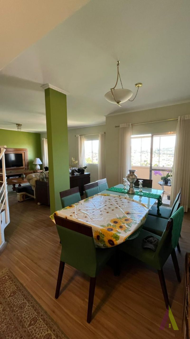Apartamento Duplex com Área de Lazer Completo em São Roque!