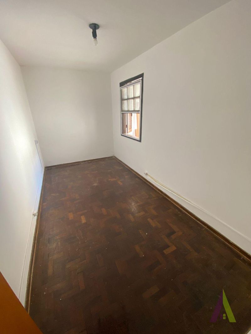 Casa Próxima ao Centro de São Roque!