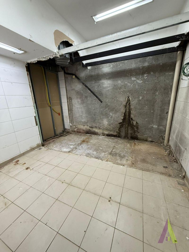 Ponto Comercial Térreo em  Mall de Lojas de São Roque!