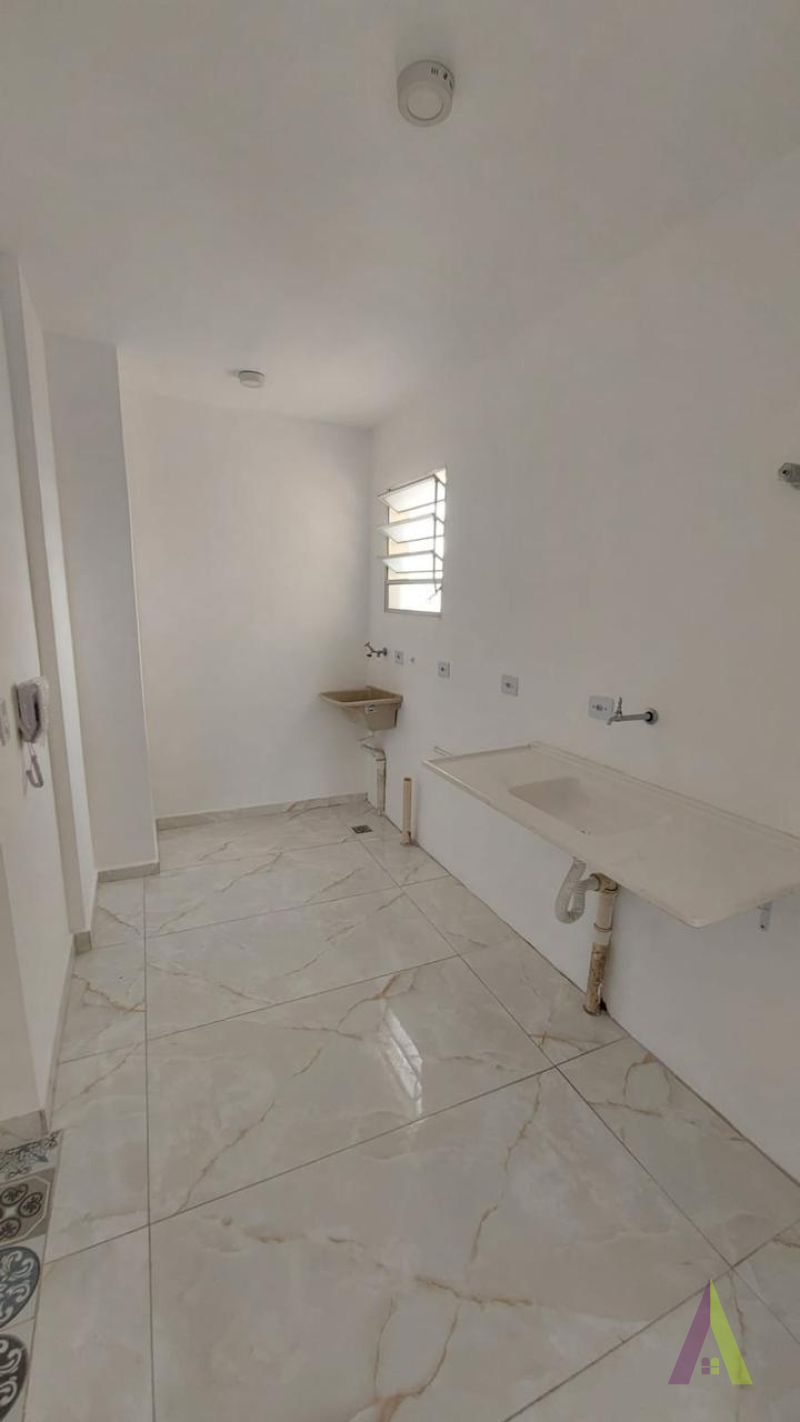 Apartamento no Bairro Marmeleiro em Mairinque!