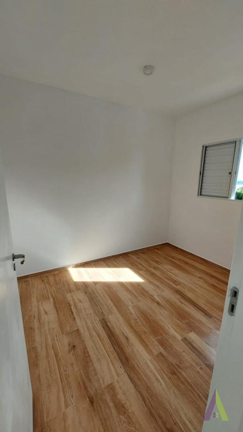 Apartamento no Bairro Marmeleiro em Mairinque!