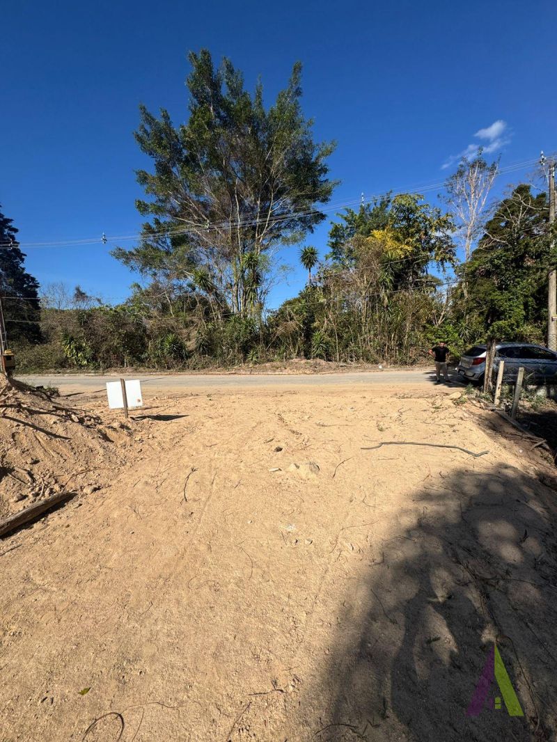 Terreno Plano Pronto para Construir em São Roque!
