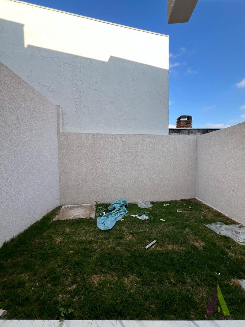 Sobrado Novo em Condomínio em São Roque!