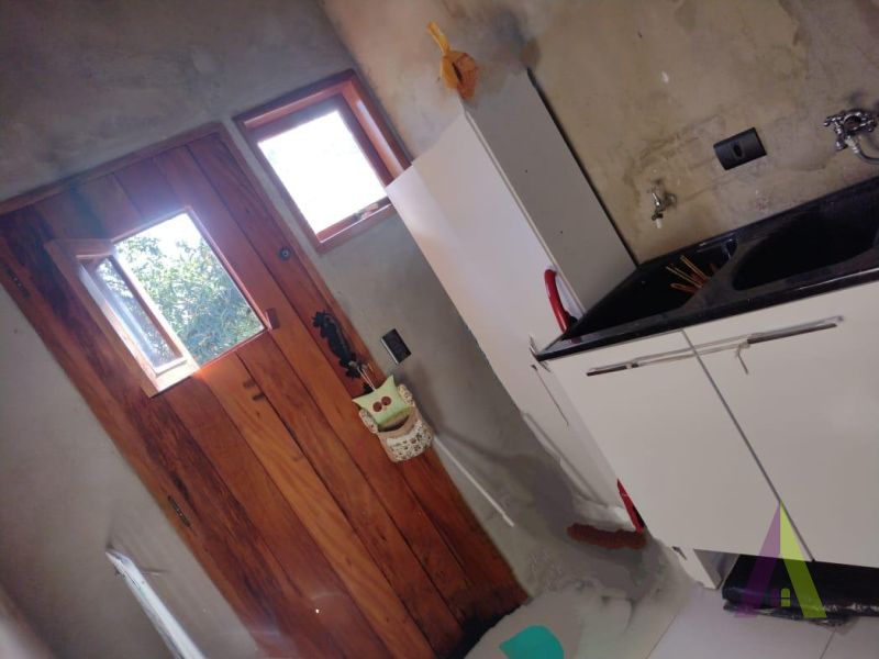 Casa com Decoração Rustica em Condomínio Fechado de São Roque!