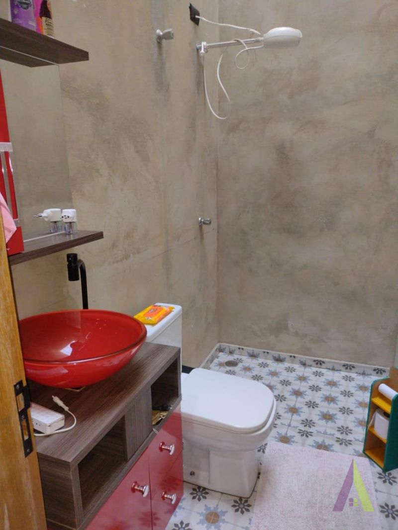 Casa com Decoração Rustica em Condomínio Fechado de São Roque!