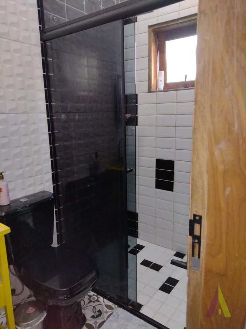 Casa com Decoração Rustica em Condomínio Fechado de São Roque!