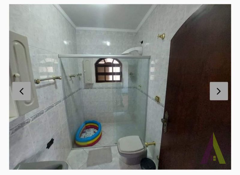 Sobrado em Bairro Tradicional em São Roque! 