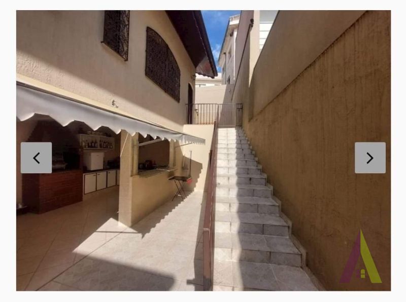 Sobrado em Bairro Tradicional em São Roque! 