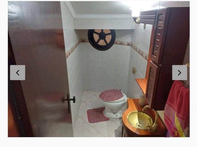 Sobrado em Bairro Tradicional em São Roque! 